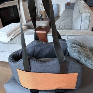 New! Never Used. Grey Dog Car Seat for Small Dog Center Console Seat